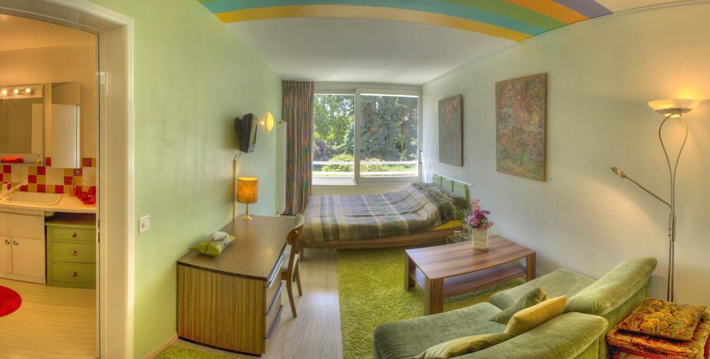 Villa Esprit3 Geneva Room photo